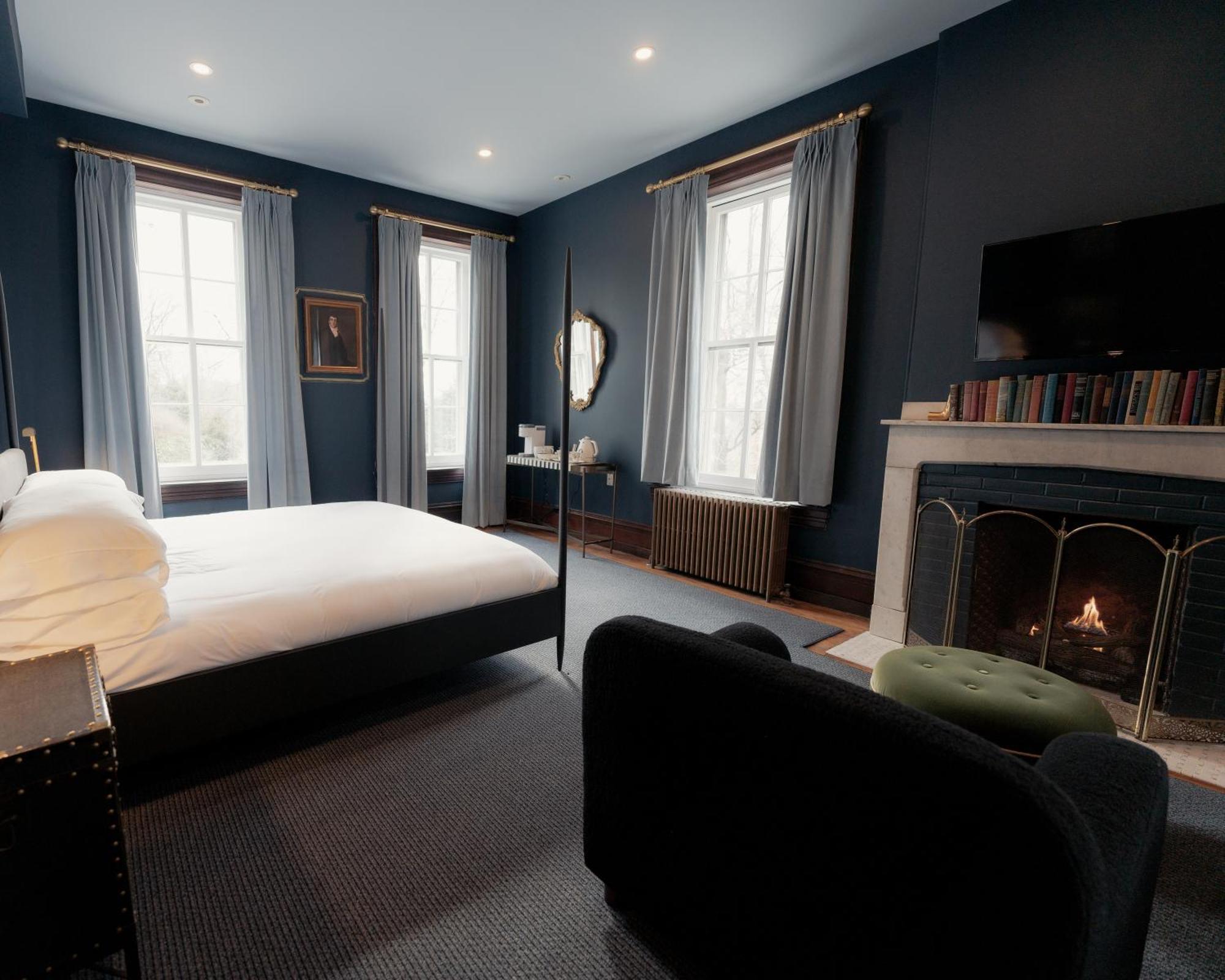 The Bookhouse At Faunbrook Hotel West Chester
